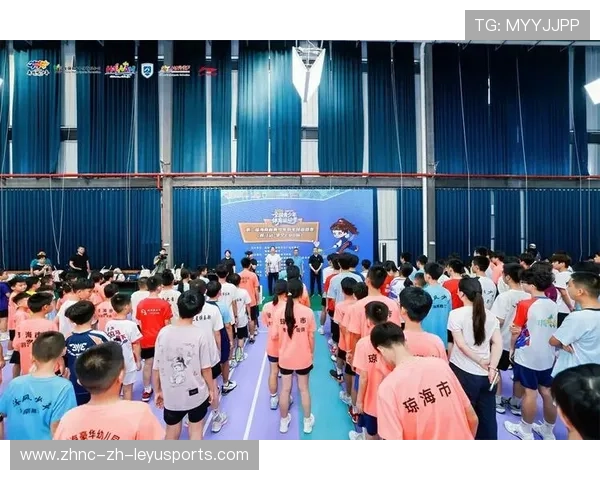 国际羽毛球巡回赛在赛事中增加青少年互动课堂提升普及效果，业余羽毛球巡回赛